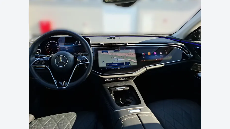 MERCEDES-BENZ E Klasa E 300 de PHEV 4-Matic Exclusive 9G-Tronic