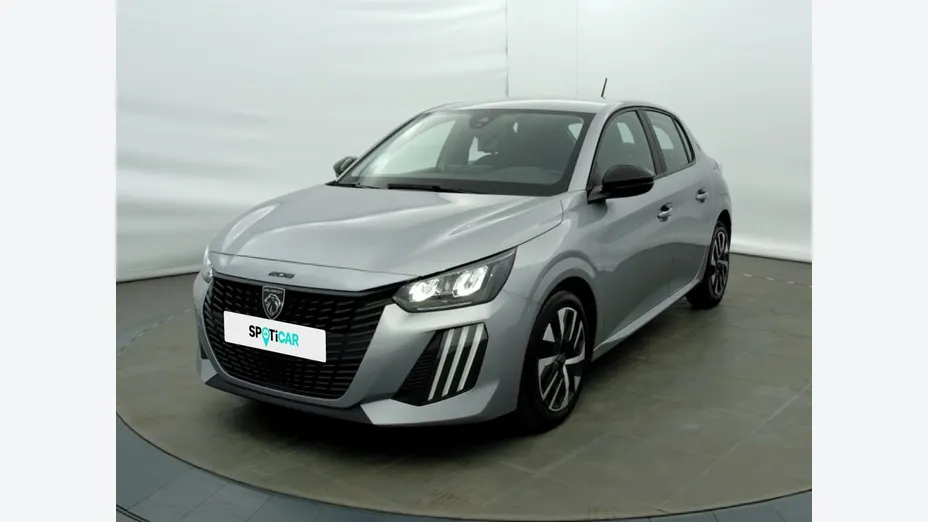 PEUGEOT 208 -