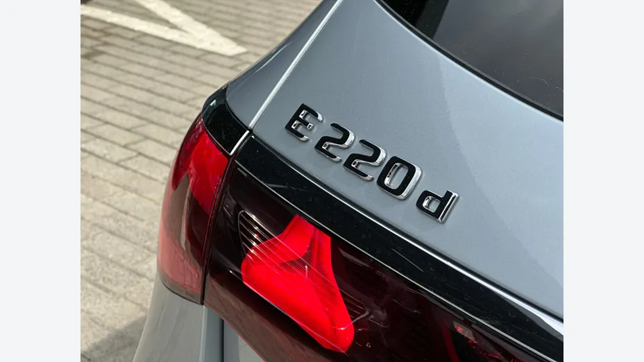 MERCEDES-BENZ E Klasa -