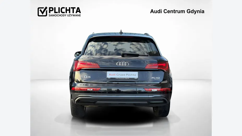 AUDI Q5 -