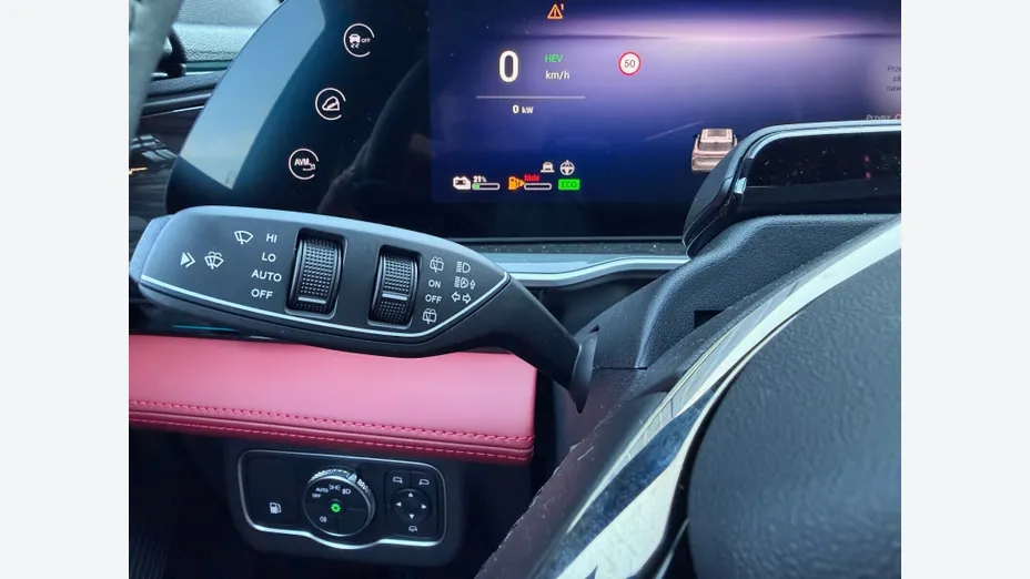 OMODA Omoda 9 Omoda 9 1.5 Super Hybrid Exclusive AWD