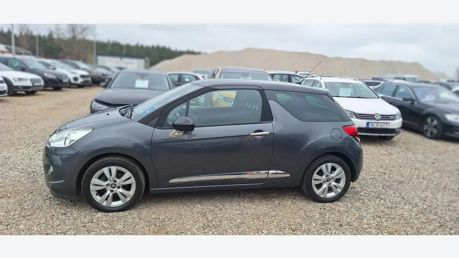CITROEN DS3 -