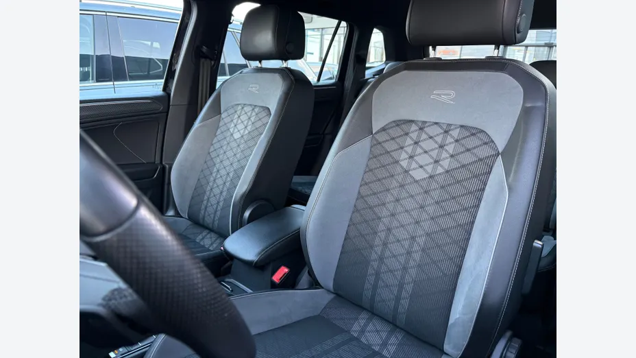 VOLKSWAGEN Tiguan Allspace -
