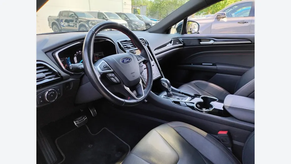 FORD Mondeo Mondeo 2.0 Hybrid ST-Line X