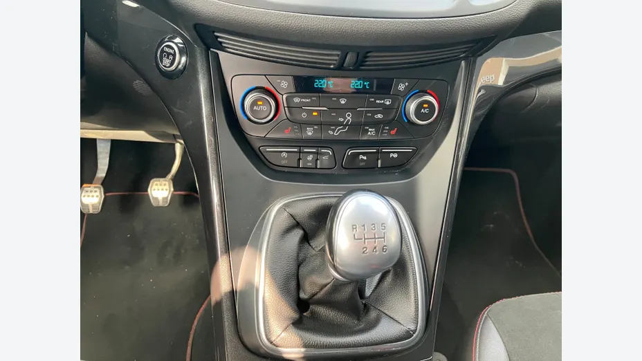 FORD Kuga Kuga 1.5 EcoBoost FWD ST-Line ASS