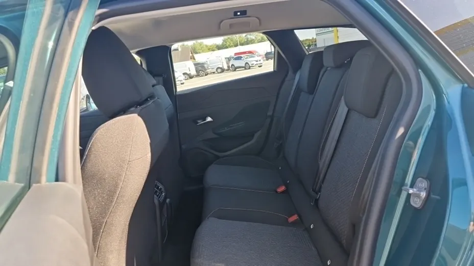 PEUGEOT 308 -