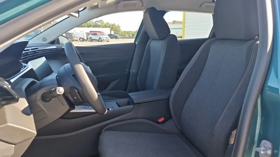 PEUGEOT 308 -