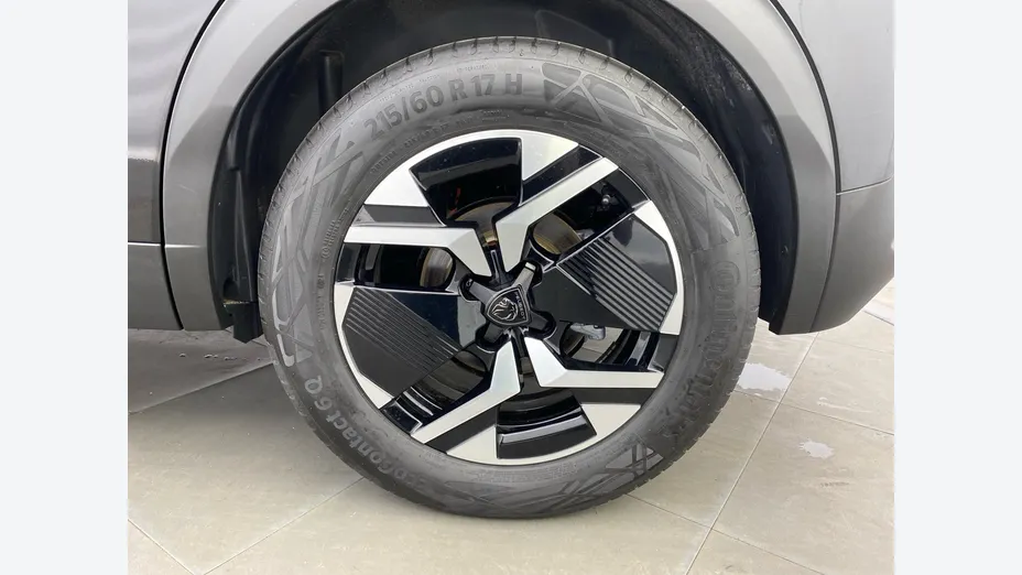 PEUGEOT 2008 -