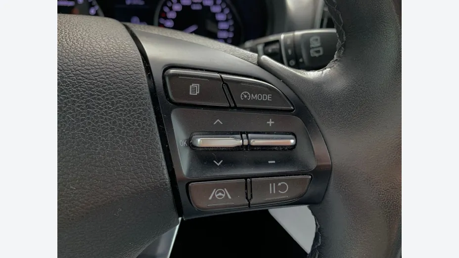 HYUNDAI i30 i30 1.0 T-GDI Modern