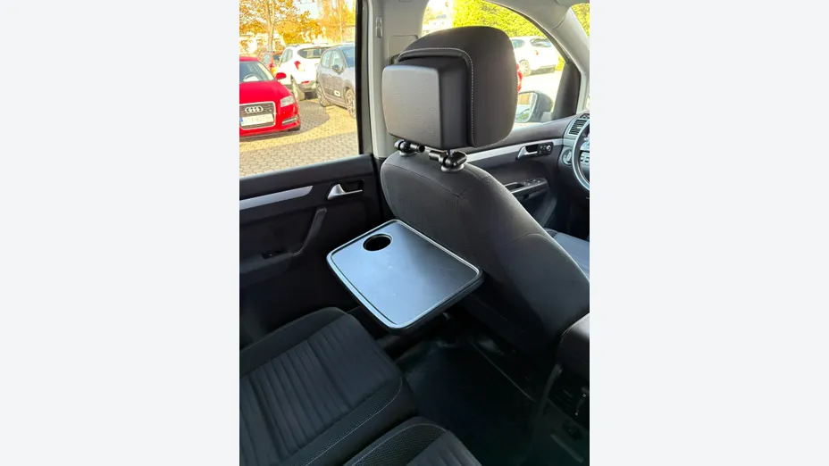 VOLKSWAGEN Touran -