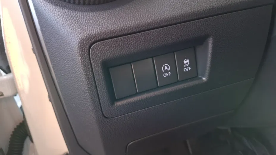 SUZUKI Ignis -