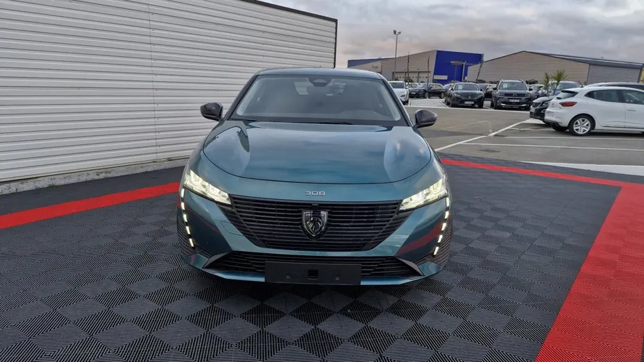 PEUGEOT 308 -