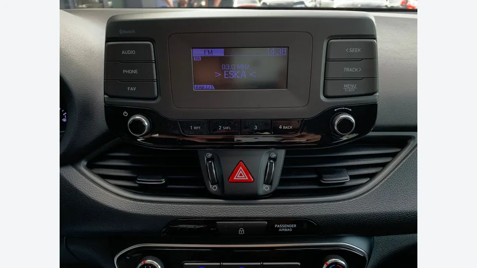 HYUNDAI i30 i30 1.0 T-GDI Modern