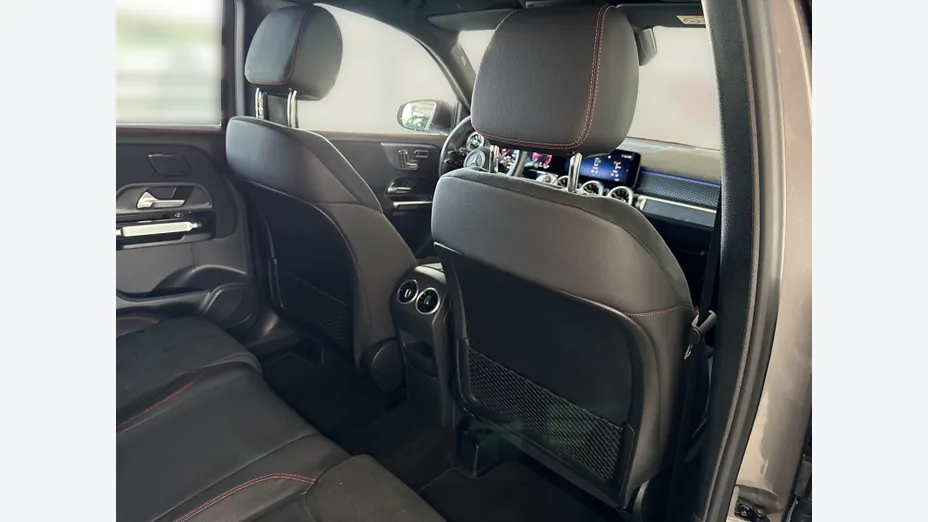 MERCEDES-BENZ GLB GLB 220 d 4-Matic AMG Line 8G-DCT