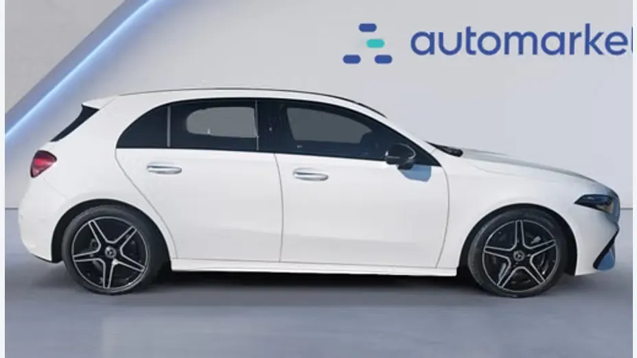 MERCEDES-BENZ A Klasa A 220 4-Matic AMG Line 8G-DCT