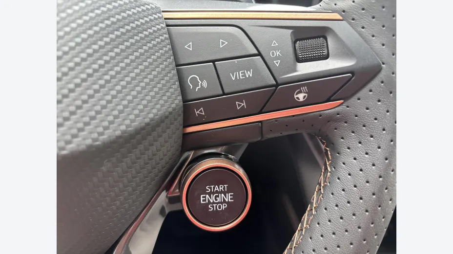 CUPRA Leon Leon 1.5 eTSI mHEV DSG Nowy