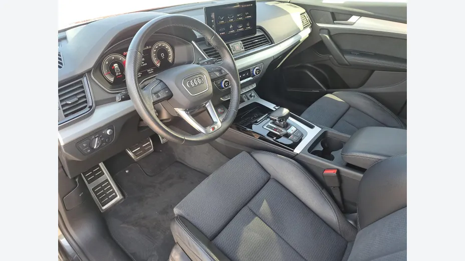 AUDI SQ5 -