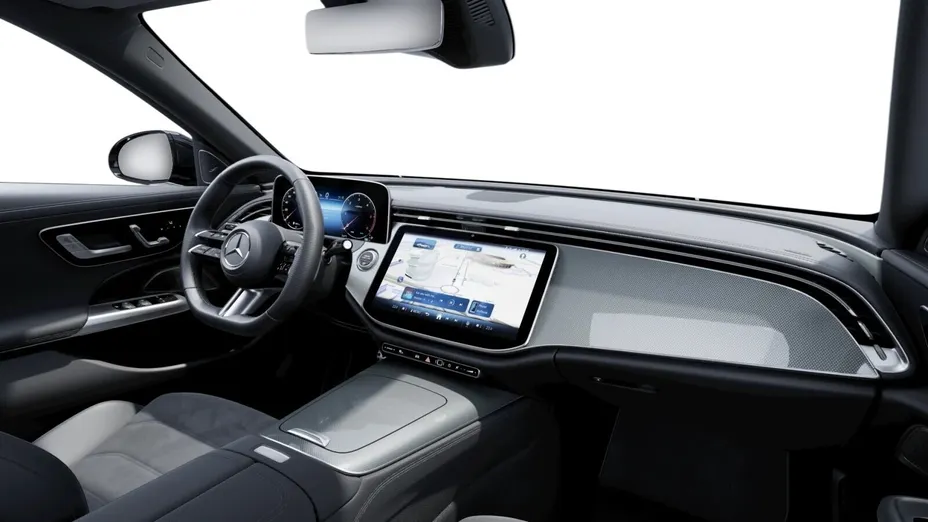 MERCEDES-BENZ E Klasa E 220 d mHEV 4-Matic AMG 9G-Tronic