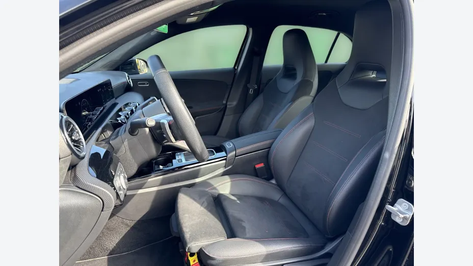 MERCEDES-BENZ A Klasa A 200 AMG Line 7G-DCT