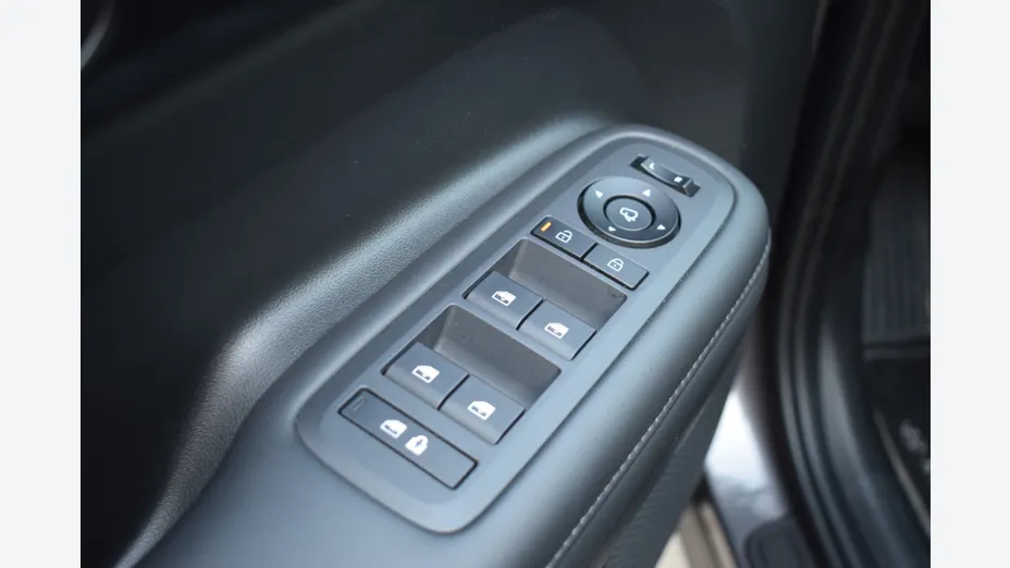 HYUNDAI Santa Fe Santa Fe 1.6 T-GDI PHEV Calligraphy 4WD aut 6os.