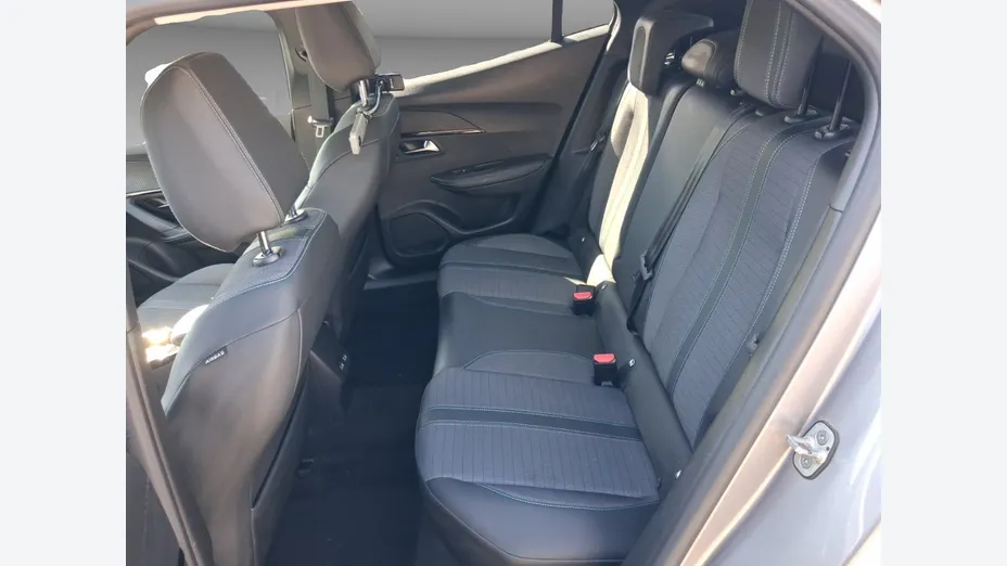 PEUGEOT 2008 -