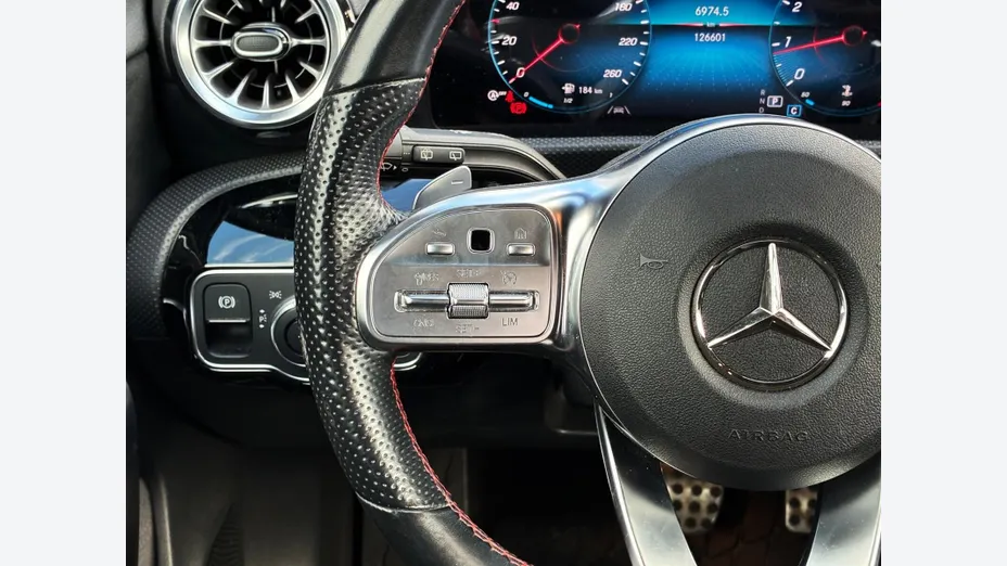 MERCEDES-BENZ A Klasa A 180 Style 7G-DCT