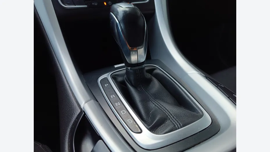 FORD Mondeo -