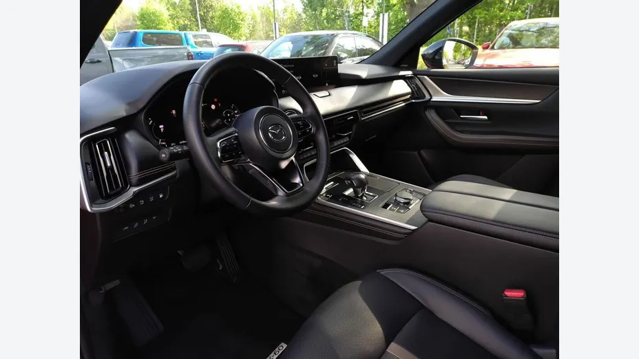 MAZDA CX-60 -