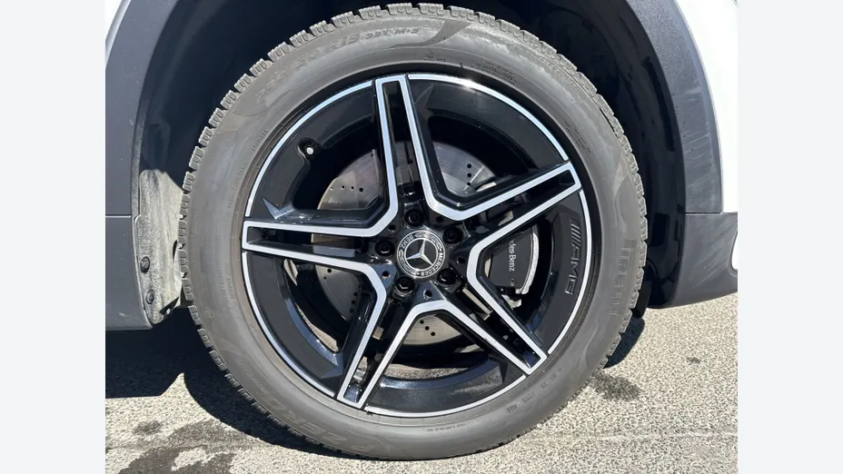MERCEDES-BENZ GLB GLB 220 d 4-Matic AMG Line 8G-DCT