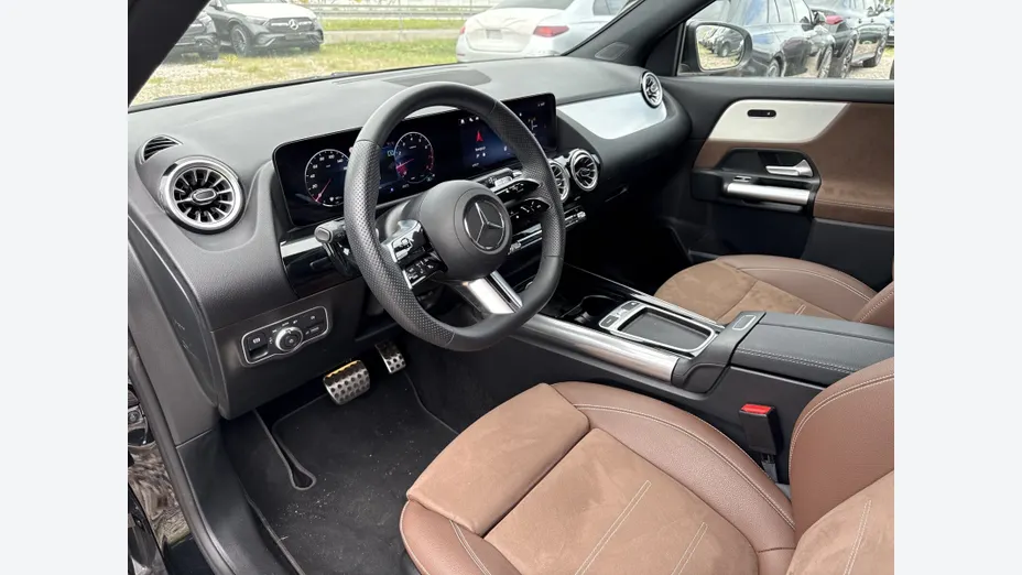 MERCEDES-BENZ GLA GLA 200 mHEV AMG Line 7G-DCT