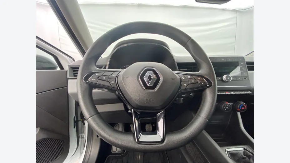 RENAULT Clio -