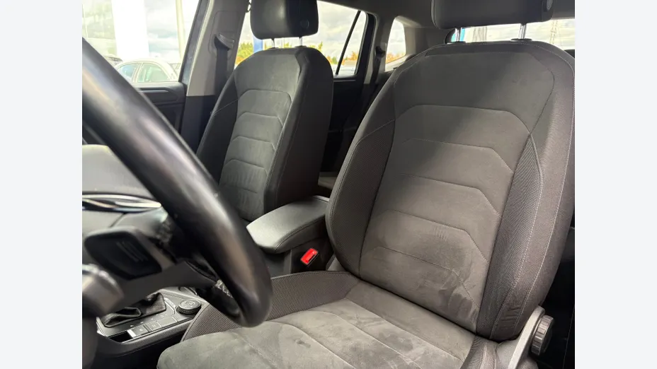 VOLKSWAGEN Tiguan Allspace -