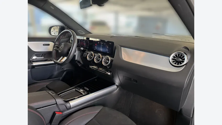 MERCEDES-BENZ GLA GLA 200 mHEV AMG Line 7G-DCT