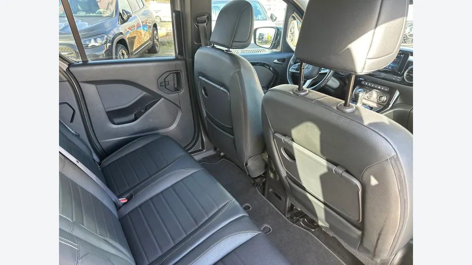 MERCEDES-BENZ T klasa T 180 d Style aut