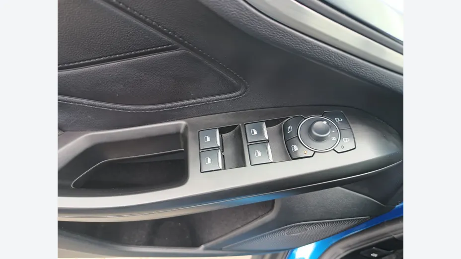 FORD Focus Focus 1.0 EcoBoost mHEV Titanium
