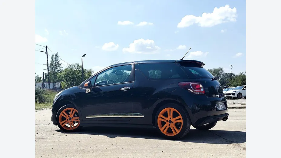 CITROEN DS3 -