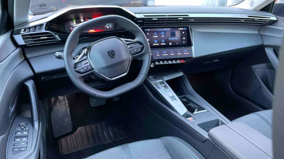 PEUGEOT 308 -