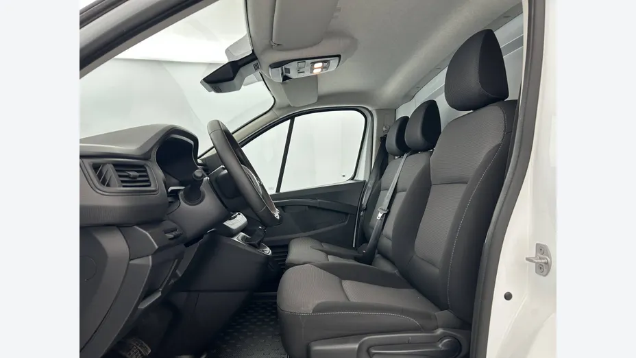 RENAULT Trafic -