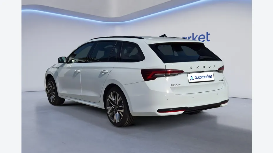 SKODA Octavia Octavia 1.5 TSI mHEV Sportline DSG Nowy