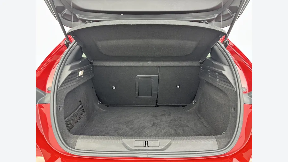 PEUGEOT 308 -