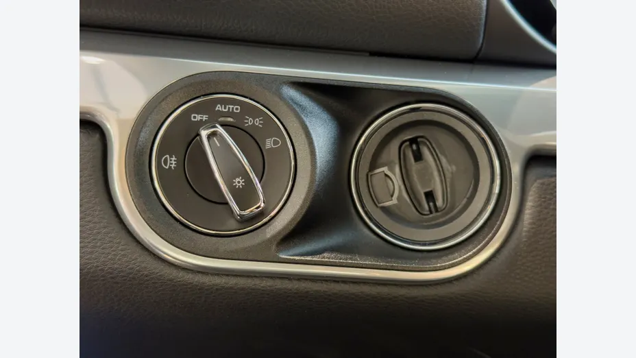 PORSCHE 718 -
