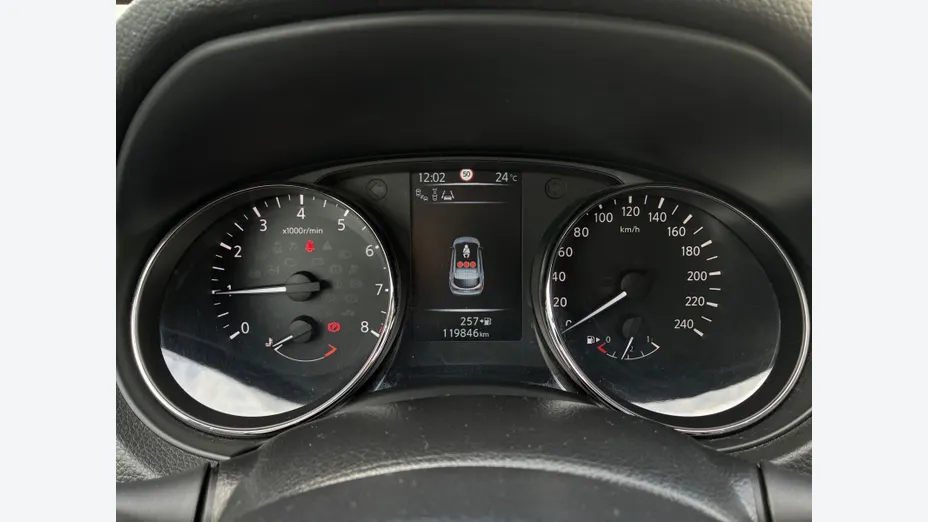 NISSAN Qashqai Qashqai 1.2 DIG-T Tekna