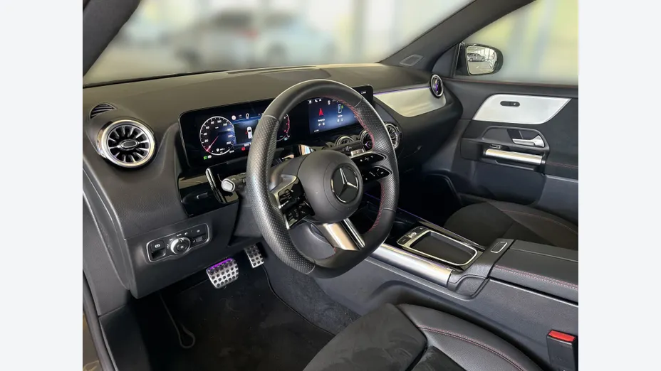 MERCEDES-BENZ GLA GLA 200 mHEV AMG Line 7G-DCT