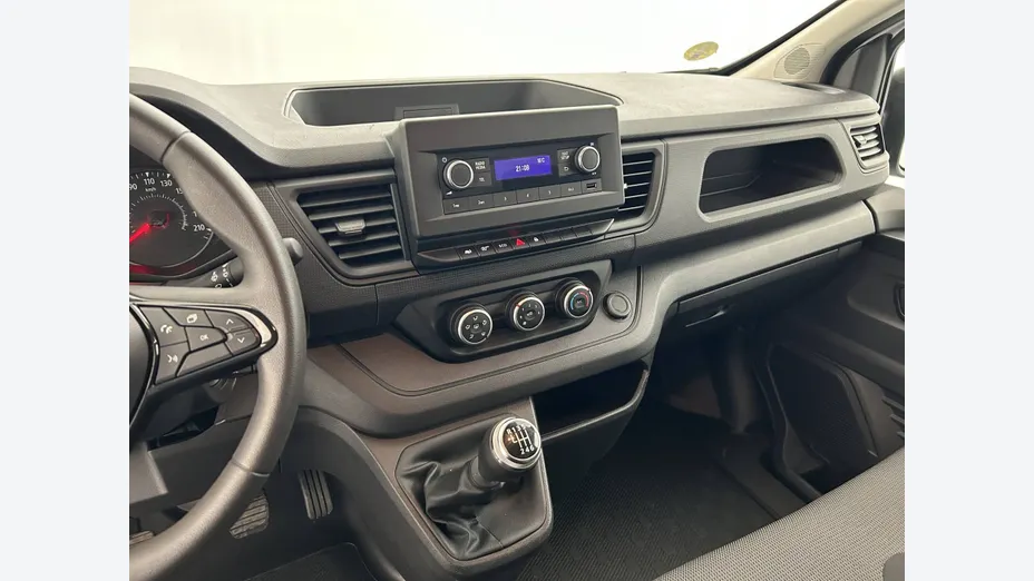 RENAULT Trafic -