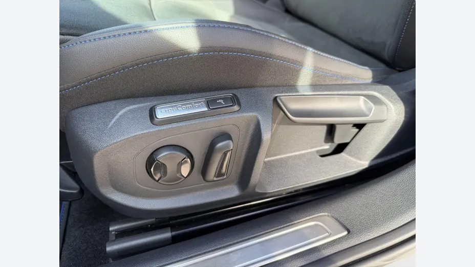 VOLKSWAGEN Arteon Arteon 2.0 TSI 4Motion R DSG