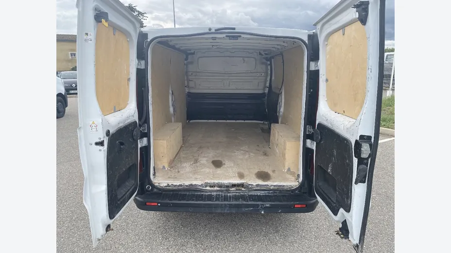 RENAULT Trafic -