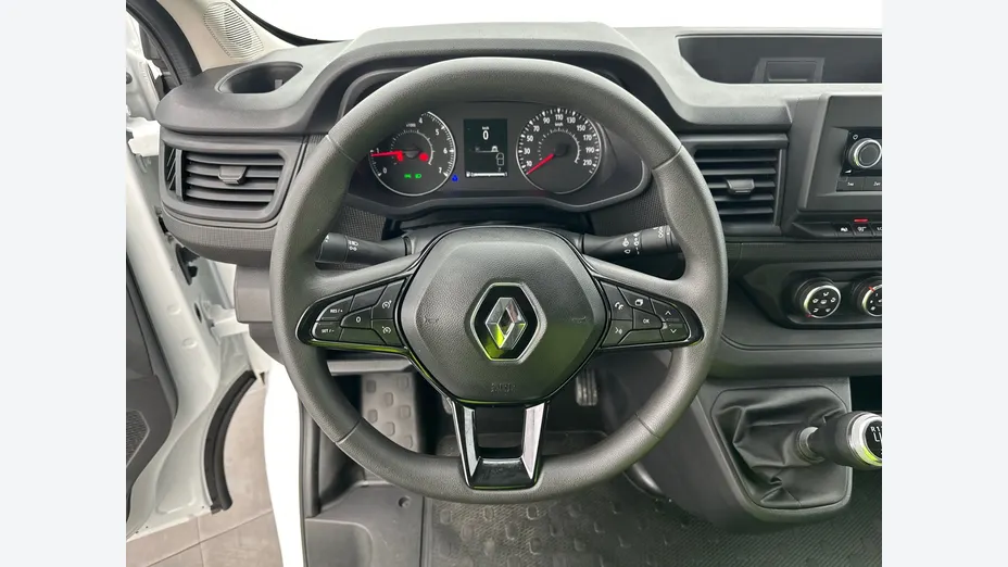 RENAULT Trafic -