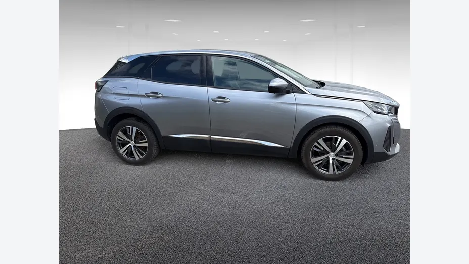 PEUGEOT 3008 -