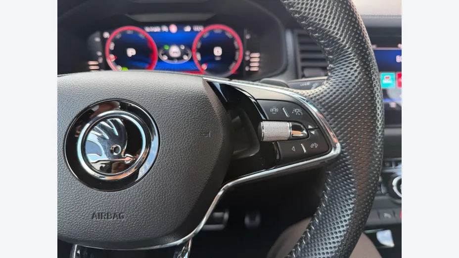 SKODA Kodiaq Kodiaq 2.0 TDI 4x2 Sportline DSG