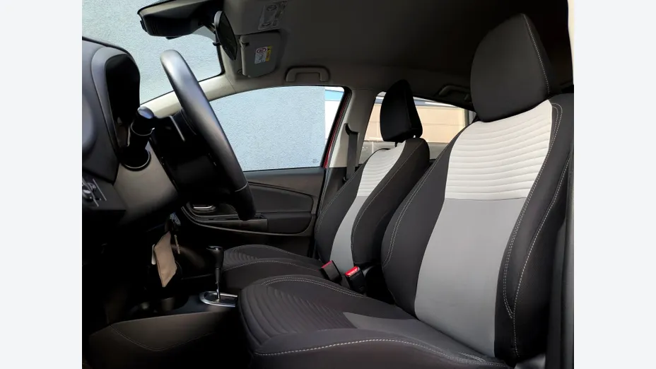 TOYOTA Yaris Yaris 1.5 Premium